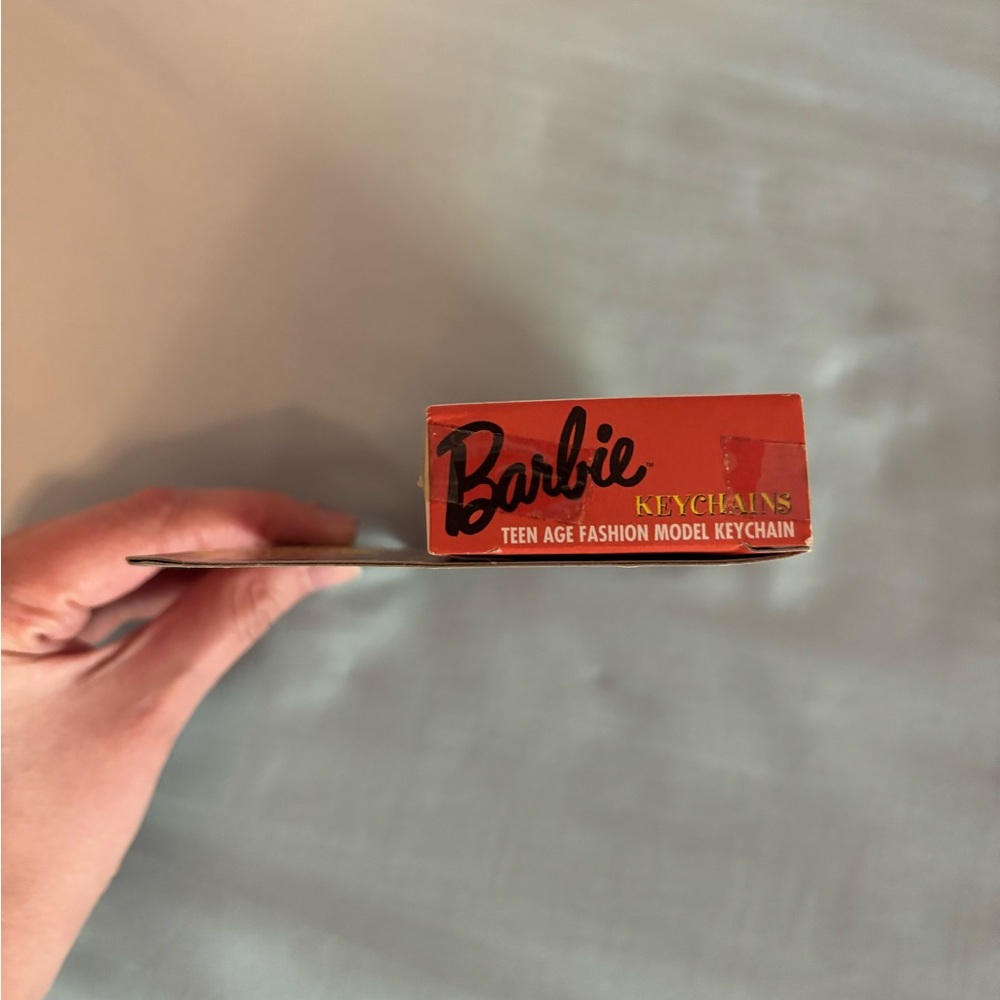 1995 Basic Fun Barbie Keychain - Picture 5 of 6